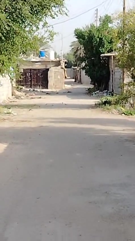 السلام عليكم بيت تجاوزللبيع ،،،،،،،،،،
 بغدادالزعفرانيه مقابل مسُتشًفيےّ السلامه للاطفال قريب ع الجواهري بي غرفتين حجم كبير وغرفه صغيره وستقبال كلش جبير ومطبخ جبير وصحيات وطرمه جبيره ايضآ. وبي خدمات ماي كهرباء مجاري مولد وطني


**إذا كنت صاحب هذا الإعلان وتريد حذفه لأي سبب، رجاءا أرسل رسالة إلى الدعم الفني**