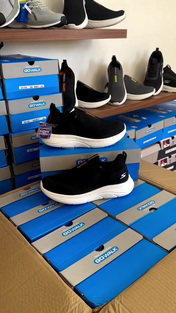 عرض اليوم على احدث اصدارات سكجر الطبي من فئة GO WALK،.حذاء مخصص للاستخدام  اليومي  لخفه وزنه السعر 35 الف توصيل مجاني فحص الطلب قبل الأستلام + أسترجاع في حالة عدم المطابقة المنتج🌹 📍العنوان: أربيل - بختياري ***********📞
