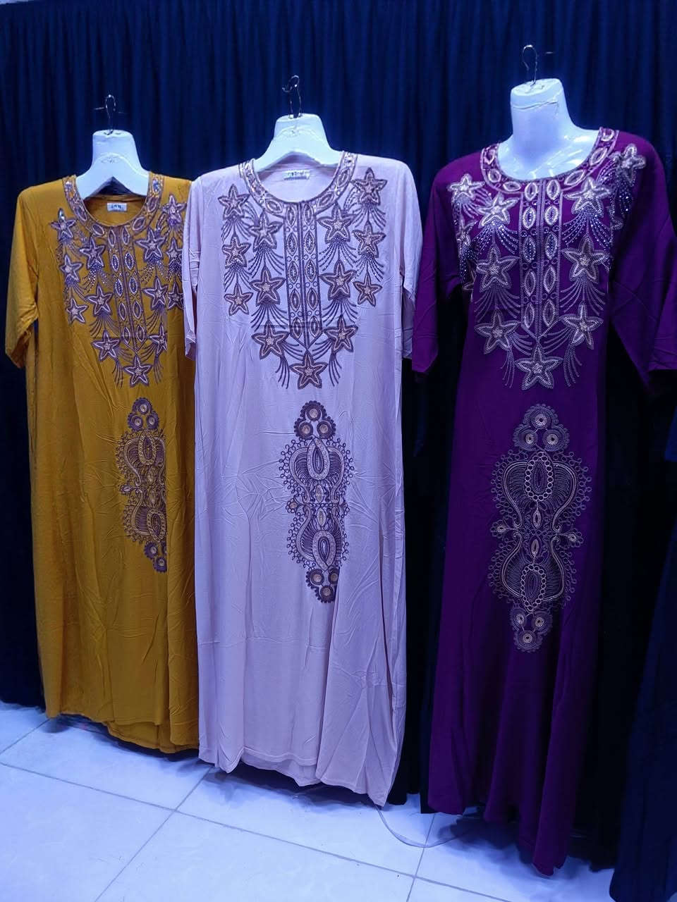 #دشداشة_نسائية #على_10 #تنزيلات
القياس/ من L إلى 3×
الموقع📍 الديوانية شارع المواكب > بشارع المخضر الي مقابل سوق هرج لاستفسار ***********
