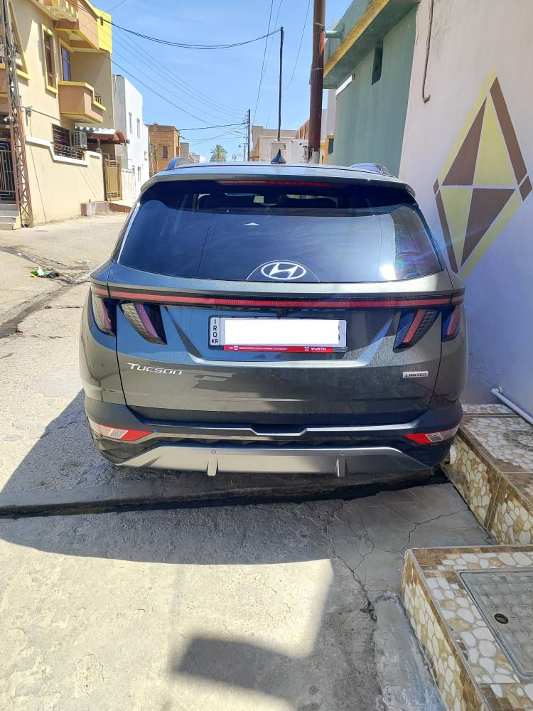 Huyndai Tucson Limited 2022
Tel:_***********
الفئه:- -Limitid فول مواصفات 
 وارد امريكي  🇺🇸
المحرك :- i4  2.5L
العداد :-29.000
المواصفات 1/1
بانوراما بصمه تشغيل 
تشغيل عن بوعد
سيستم سماعات Bose 
(Remote Start) 
5 كاميرا 360 درجه
كاميرا مع اشاره 
شحن لاسلكي Wirles Charge
صندوق شفط كهربائي،
رادار  360 درجه 
رادار أمامي تفاعلي (تحديد مسار) 
رادار خلفي (تحذير من الاصطدام) 
رادار جانبي(نقاط عمياء) 
تبريد مركزي 
كشن خزن
كراسي هيتر وتبريد امامية
ستيرن هيتر 
كراسي تدفئة خلفي
اوتو هولد Auto
شاشه كبيرة لمس
مانع انزلاق
تحكمات استيرن
لايتات ليد 
Drive Mode:-smart- sport-normal
Apple Car play كركوك, العراق
