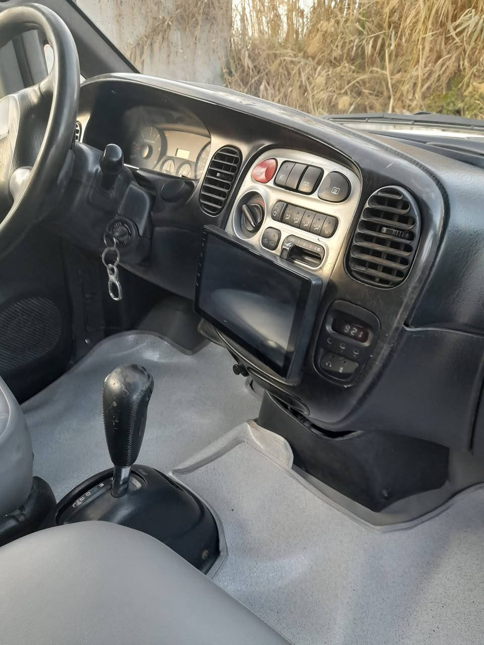 للبيع ستاركس موديل ٧بابل رقم انكليزي مكفوله من الصبغ والتبديل محرك مفتوح سوبر جديد كاز كير اوتوماتيك شواصي تعمير واحد فقط تبريد ثلج سنويه لغاية ٣٠ السعر ٨٠$ نقد وتحويل ثاني يوم موبايل ***********المكان بغداد بسمايه ناحية الوحده تحياتي لكم
