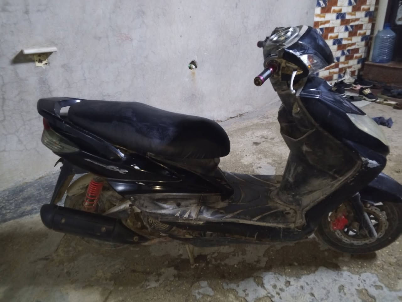 للبيع سكنس فحل كابريتر دراجه مكفوله محرك مكفول لاتنقيص ولا تبخير كهربائيات كله شغاله  سلف وهندر نكره بكل وقت كفراته نظيفه اوراقه كاملة مكاني بغداد العبيدي سعر 650 ه‍ *********** واتساب
