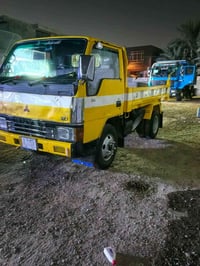 للبيع كنتر عضم موديل93 رقم كربلاه انكليزي سياره جاهزه مكان بغداد حي شه...