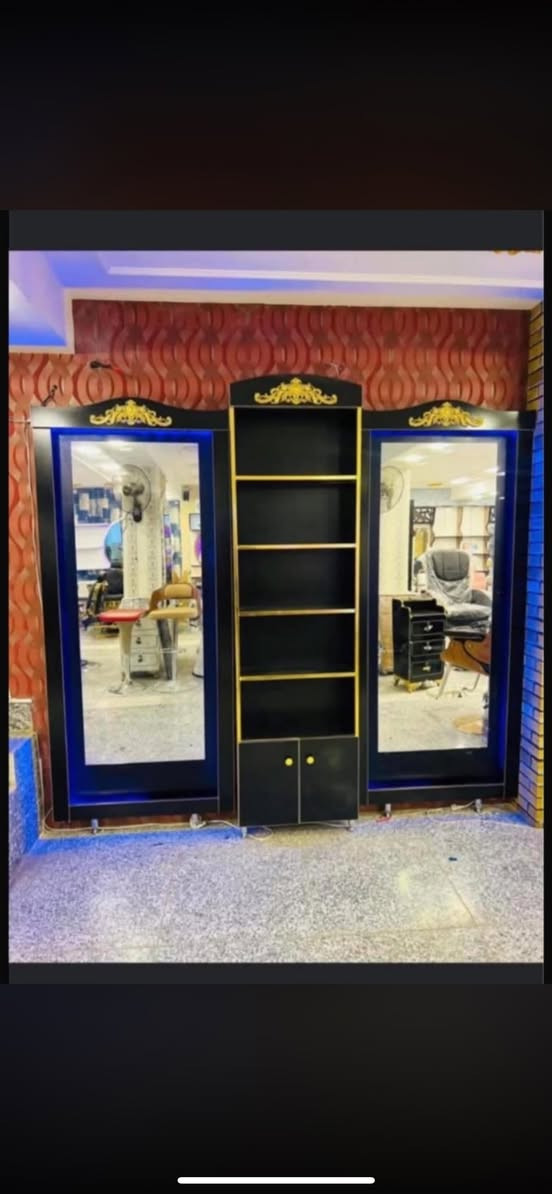 تجهيزات صالونات حلاقه بنسب السعار الستفسار 
عليك مراسلت الصفحه و ***********
