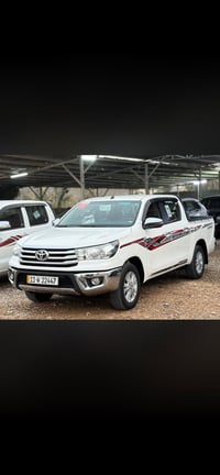 تويوتا هايلوكس  موديل ٢٠٢٣  رقم بغداد شبه المميز مواصفات ساز   كير اوت...