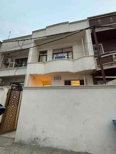 السلام عليكم
بيت للبيع المساحه ٦٥ متر 
الواجهه ٥ والنزال ١٣ 
طابقين كامل.مفتاح 
زراعي شاكر العاني سند 25
شارع السوداني قرب محطه الؤلؤه 
خدمات كامله مع التبليط 
السعر 110 للاستفسار الاتصال عل الرقم ***********
