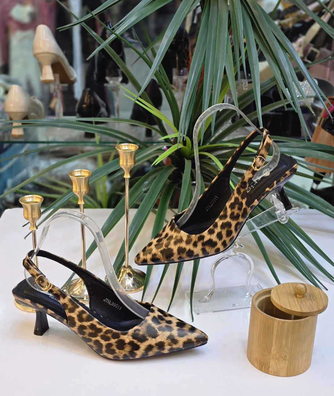 ‎كعب ارتفاع 5 سم
السعر 12 الاف فقط
37-38-39-40-41

#explorepage

#exploremore

#exploreeverything

#e‎ النجف, العراق


**إذا كنت صاحب هذا الإعلان وتريد حذفه لأي سبب، رجاءا أرسل رسالة إلى الدعم الفني**