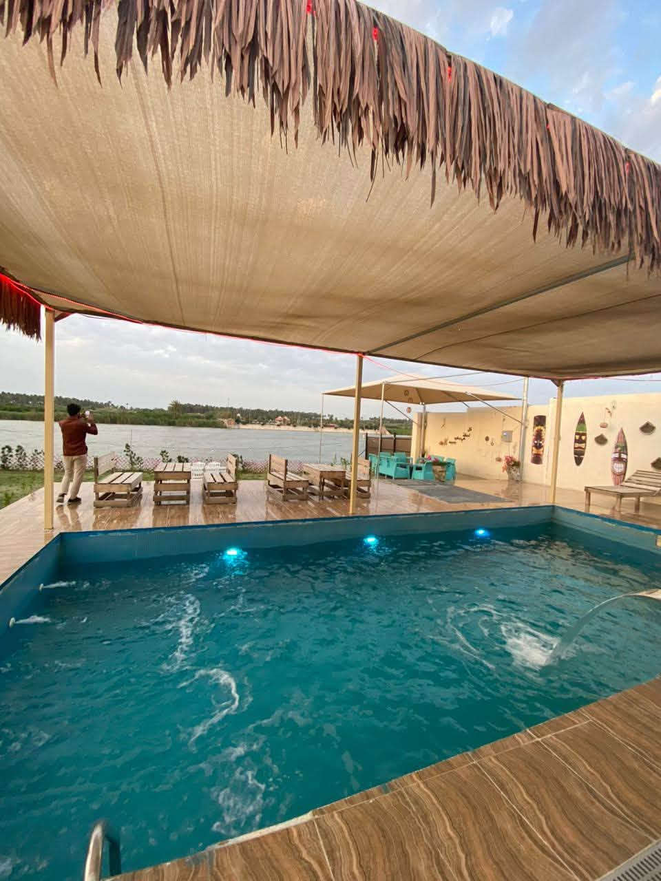 مزرعة للإيجار اليومي 🏡🌳
📍 الموقع: بغداد – الدورة – البوعيثة

✔️ أجواء هادئة ومناسبة للعوائل

✔️ مساحة واسعة وخدمات متوفرة

✔️ مثالية للراحة والونسة

📌 للحجز والاستفسار يرجى الاتصال أو المراسلة على واتساب: 

 📞 ***********

 موثق في تطبيق اجرلي لسياحة المزارع في العراق 🇮🇶
