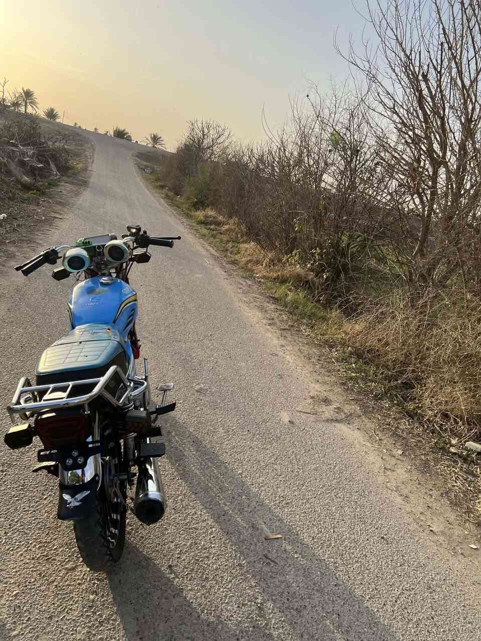 سلام عليكم دراجه سونك ٢٤ الدراجه كامله المكان الصقلاويه الطالعه السعر ٧٥٠وبيها مجال ***********
