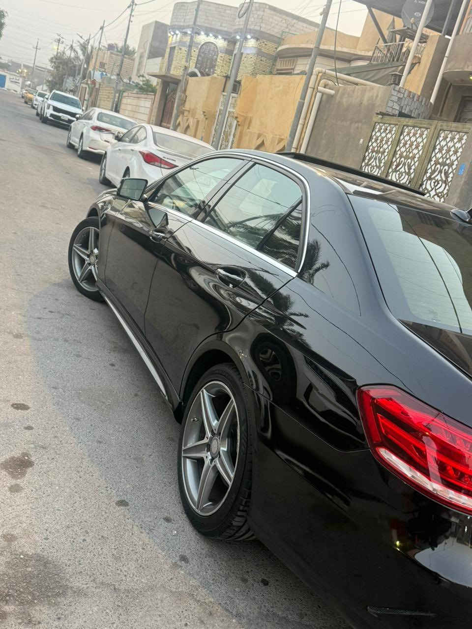 مارسدس E350
2016 وارد امريكي 
سياره جاهزه حلوه نظيفه 
السعر 220 بيه مجال
للاستفسار التواصل واتساب او الاتصال   
  0787 172 3091
