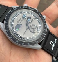 MoonSwatch • وارد اوربي • مكينة كوارتز