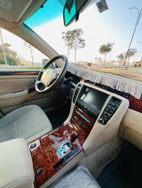 كراون • ٢٠٠٥ • ٤٢٠٠٠