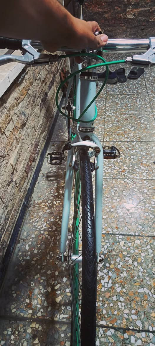 سلام عليكم فكسد للبيع الوزن خفيف مكان بغداد العامريه الرقم *********** السعر ١٥٠ بي مجال
