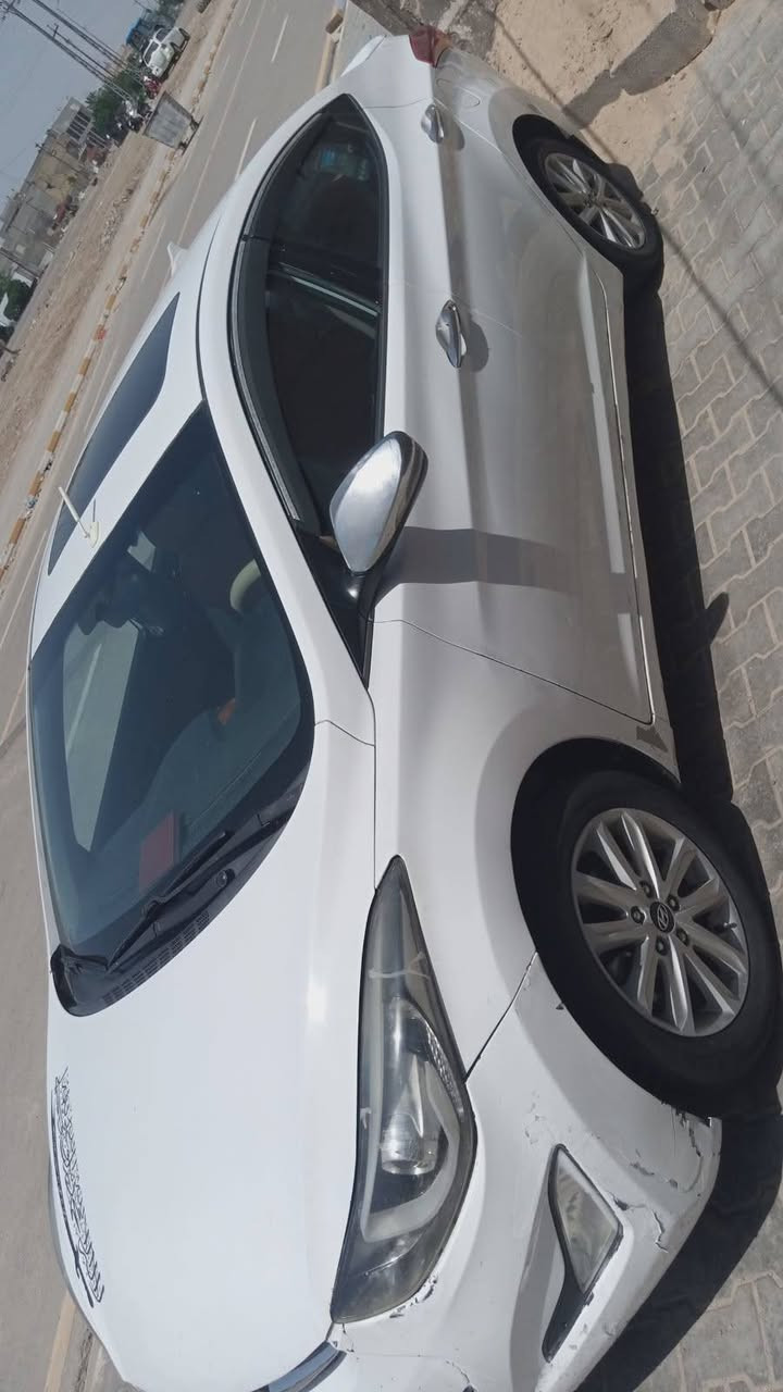 للبيع 
النترا موديل 15خليجي مكينه 1800رقم واسط باسمي جاهزة أومراوس حسب القناعه السعر الاتصال على الرقم ***********.مكانه واسط قضاء الحي
