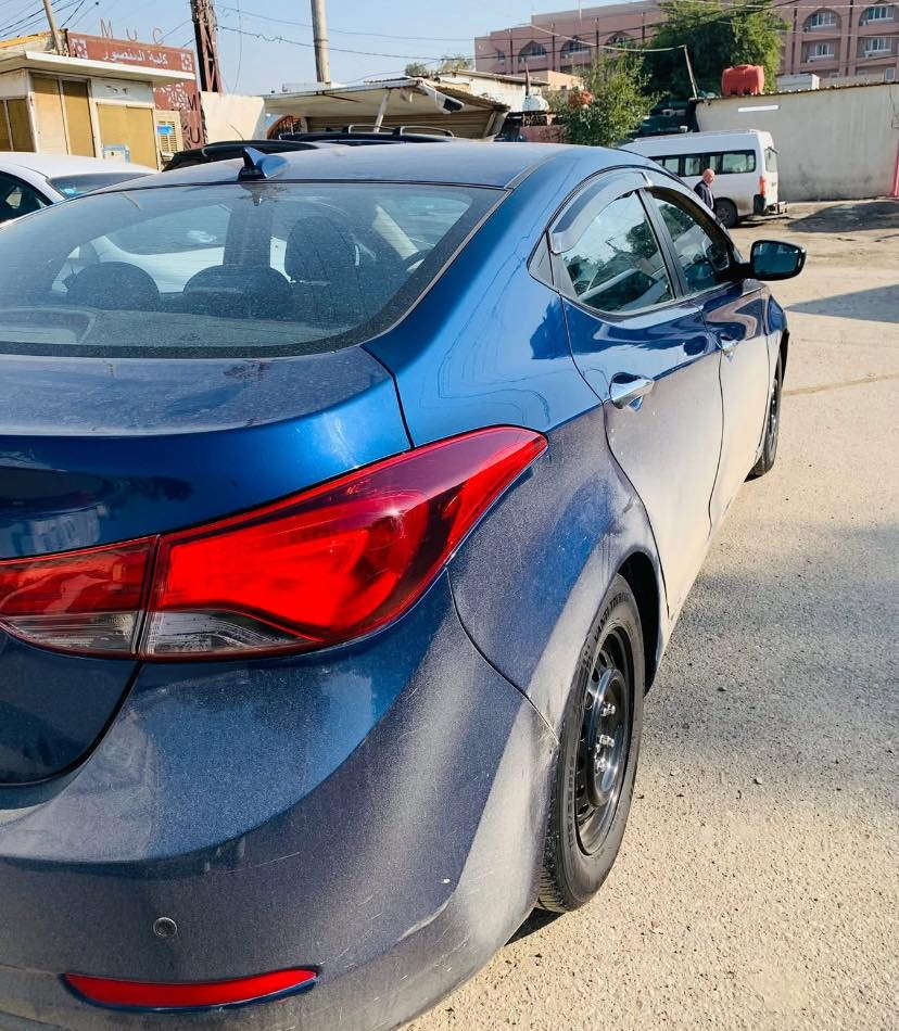 النترا 2016 امريكي
هاي صورهة حادثهة بنيد مبدل وباب السايق والخلفي مرشوشات كلير ب امريكا السياره خير من الله محرك جديد  منظومة تبريد كامله جديده بيع سريع قفل قفل 100$ 
مكاني بغداد الكماليه 
***********
