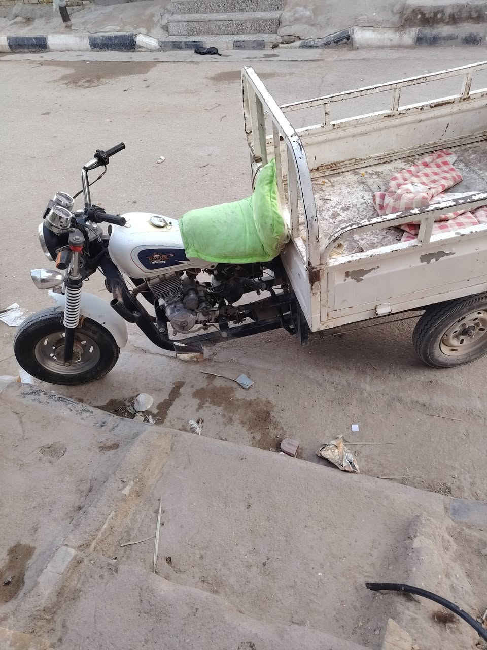 ستوته ادوات للبيع حي الفداء ***********
