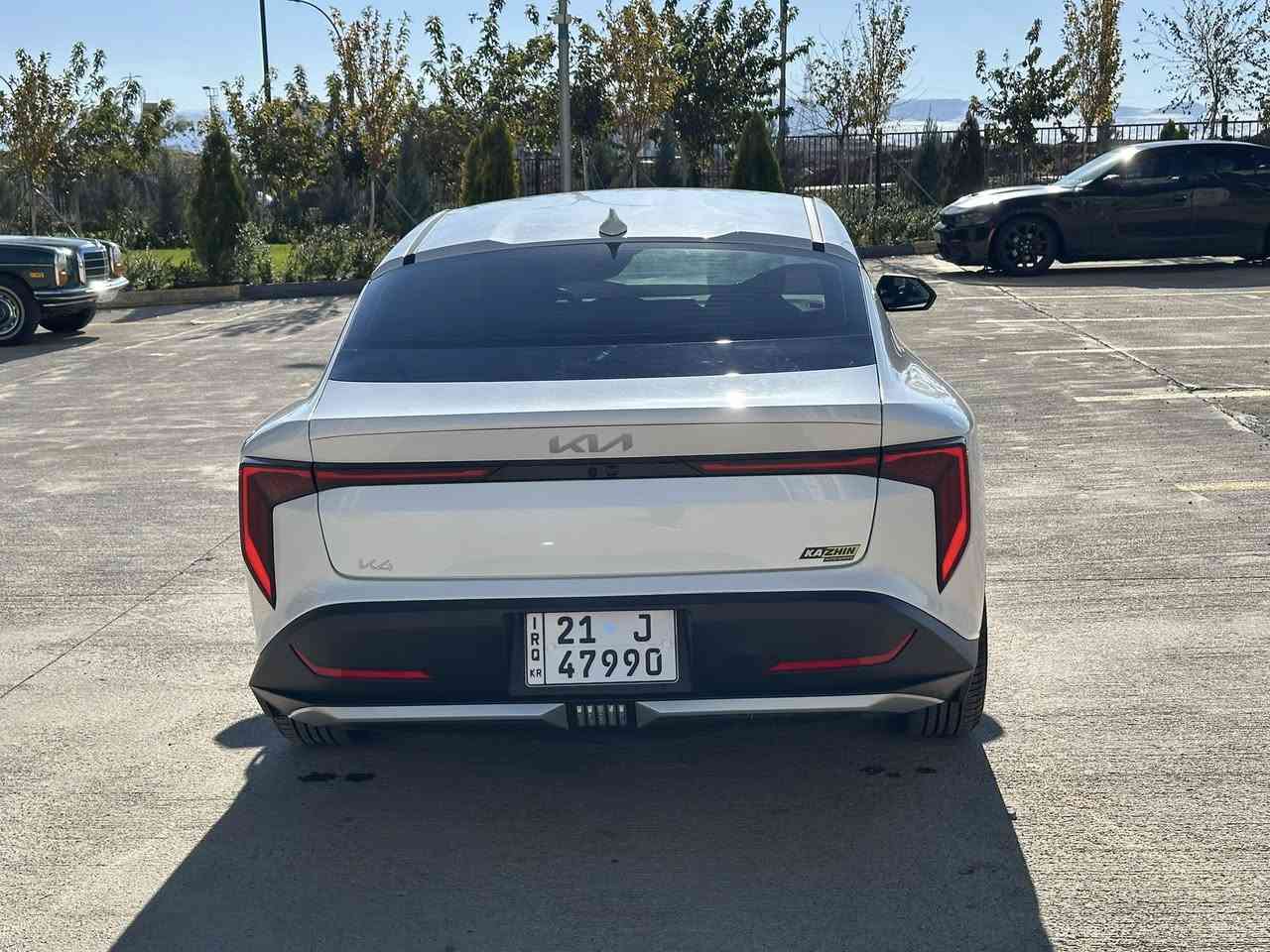 السلام عليكم k4موديل 2025
بدون صبغ بدون ايرباك

فقط بل بنيد شويه موضح بل صوره 

مواصفات موضح بل صوره

رقم سليمانيه اب اسمي 

ماشي ١٢الف 

عنوان سليمانيه 

رقم ***********

سعر ١٩٠
