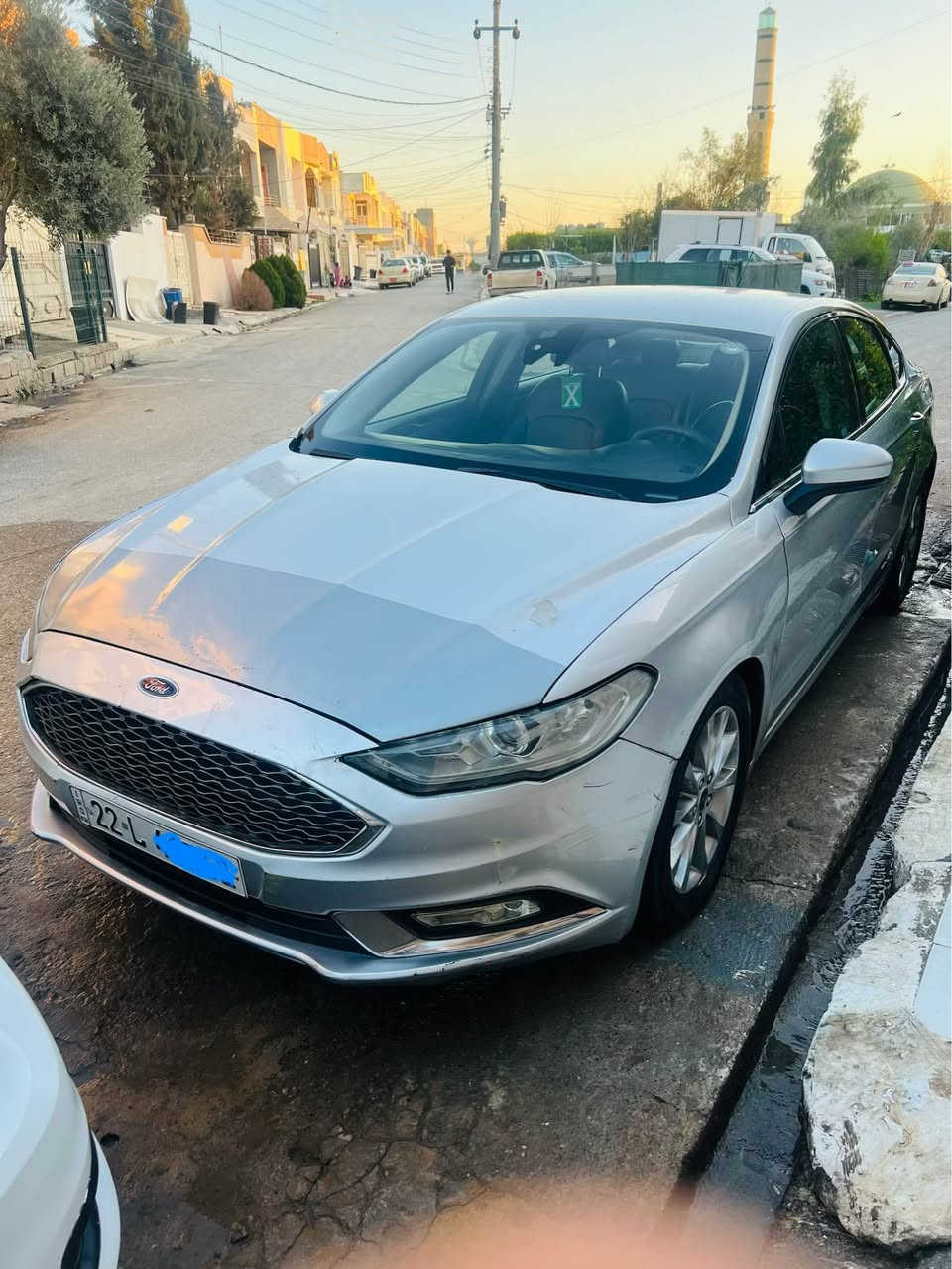 ماشااللە 

ڤۆرد :-فیوژن
موديل2017
مواسەفات :-SE
مەکینە :-15توربو
دوو کوشنی پشەوە:-کارەبا
کۆدی :-دەرگا
بصمه
سنوق:-بەسمە
کامێرە:-دواوە
حاسە
تایەو ویلی :-گەوەرە
لایت :-لید
تەحکوماتی؛-سوکان

زۆمواسەفاتی تر
 
سەیارەکە پێشو دوای کەپسە 
بي  بۆیاخە 
بێ ئیرباک و بێ ناو گرت

 
گێڕو مەکینە و تەحویل غرامە بە شەرت

سەنەوی و ژینگەو ڕێگاو بانی تازەیە 
*********** أربيل, العراق
