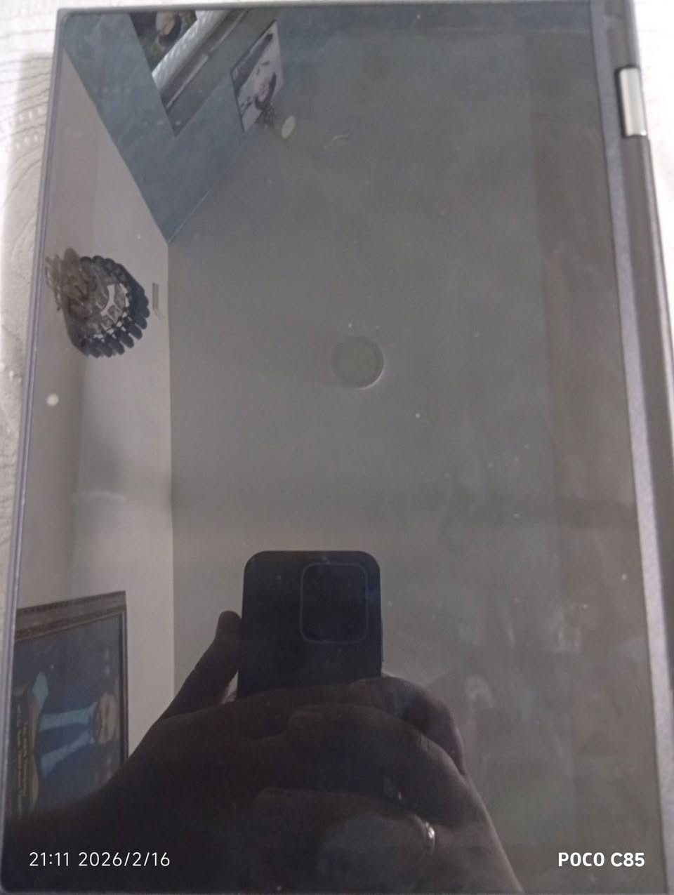 لابتوب Lenovo لينوفو
الحجم؟/ج:12 /الذاكره؟/ج:32/الرام/4كيكه
الابتوب لمس وقلاب360درجه وكيبورد 🎹جديد جديد جديد 
مع الشاحنه تايبسي/45 واط 
السعر 120 بي مجال قليل 
مكاني بغداد الشعب رقمي ***********
