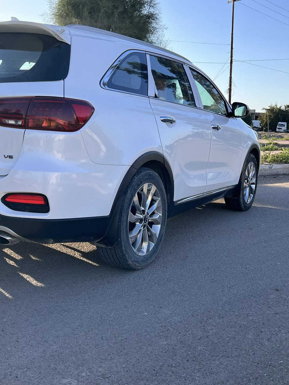 السلام عليكم ورحمة الله وبركاته
كيه سورنتو 2019 شكل20
خليجي رقم بغداد سنويه جاهزه تحويل ثاني يوم 
محرك3500 
6اسلندر
اشاير بالمري شفط
ماشيه120
وياها سونار السيارة فول عده الفتحه مكفوله من الصبغ والتبديل بيها فقط بارد كد شبر بالباب الخلفي الايمن 
والمحرك مفتوح القبق مالته 
السعر ٢٢٥

رقم الهاتف 

***********

***********
