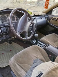 كرسته أصولي 28$ شراي يتصل على الرقم 07811321383