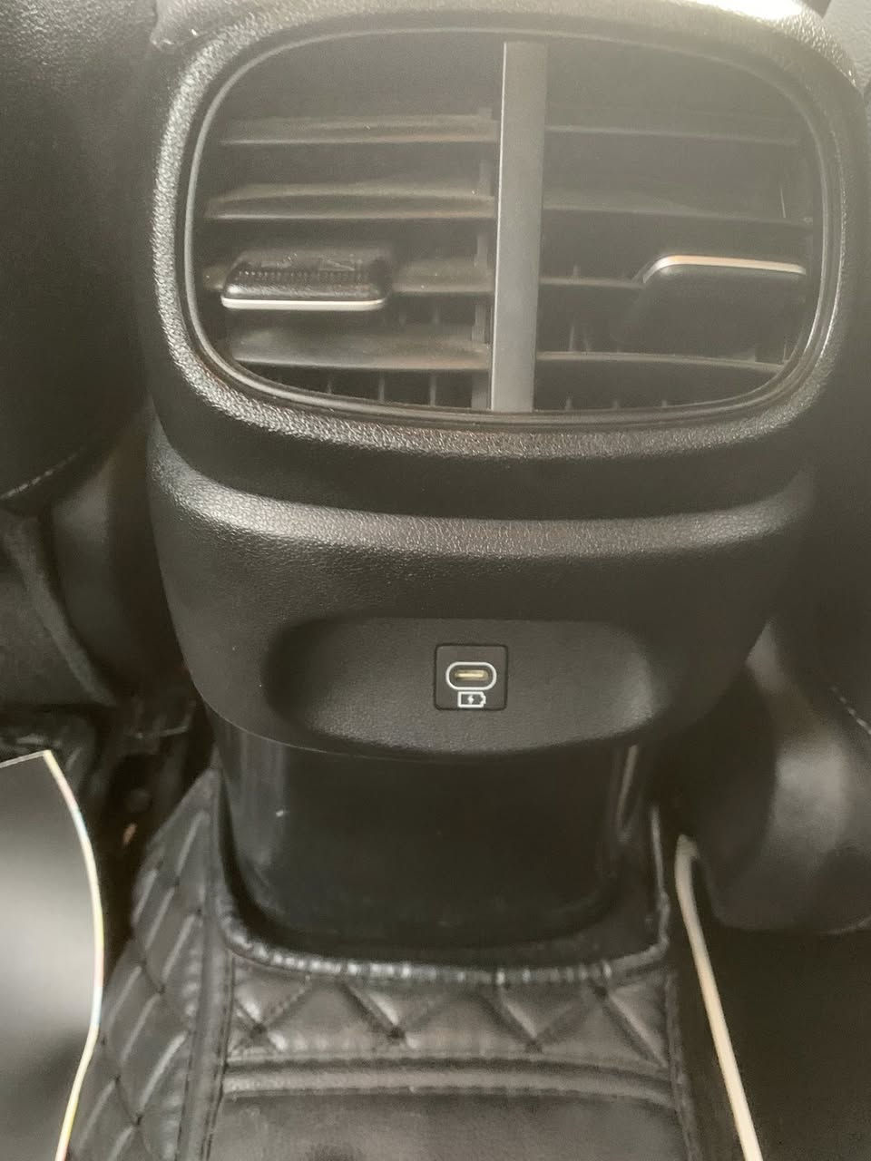 النترا خليجي تجميع صيني فول مواصفات زيرو ماشيه 10الف رقم اربيل محرك 1500دوش دبل نوزل السياره بيها حالوب وبارد بل دوسه المكان بغداد السعر 137 وبيها مجال***********
