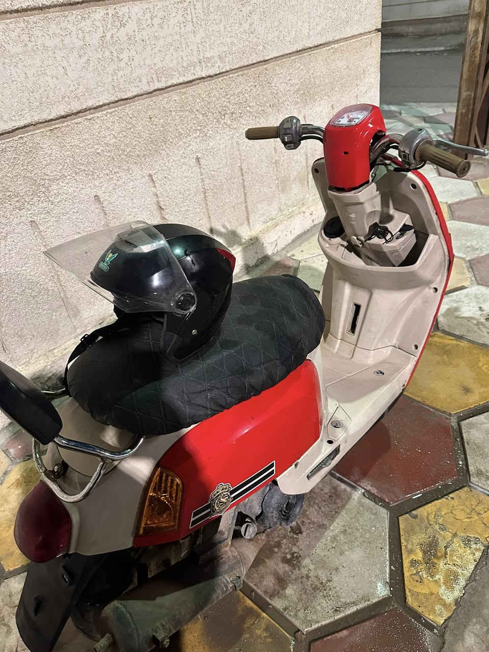 للبيع دراجة بوليسية
نظيفة جدًا 
مفتوحة فقط، مبدّل كرنك
الدراجة جاهزة من كل شي وما تحتاج صرف

 السعر: 750 ألف
 بيها مجال بسيط للشراي
 المكان: الجنينة
 التواصل خاص فقط
***********
