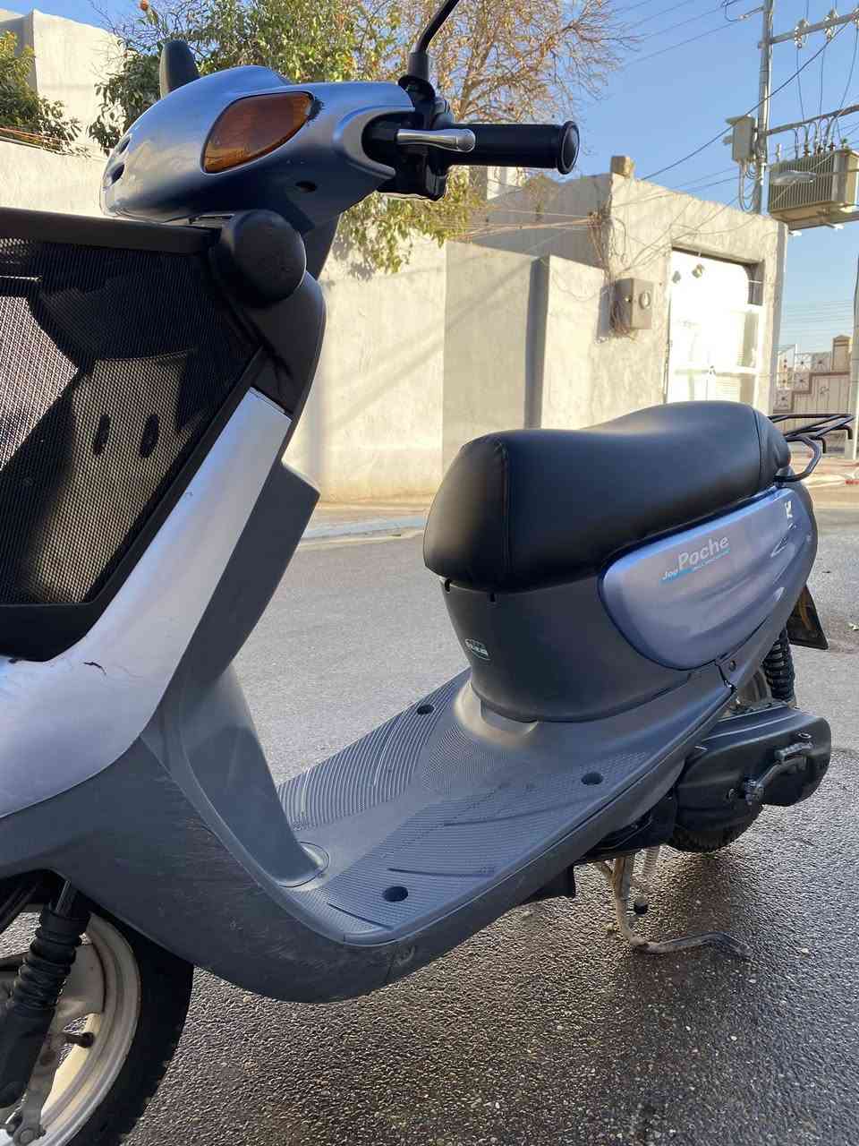 السلام عليكم
دراجة منغولي للبيع السعر 850 الف
الدراجة نظيفة نظافة تامة فقط سلة
مبدلة و تصليح خفيف باللايت الامامي.
للتواصل: ***********
