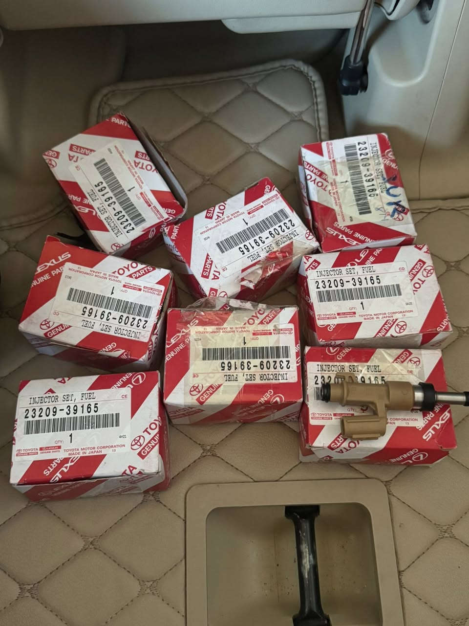 سلام عليكم.   نوزلات صارلي اسبوع من  اخذتهن وكاله اصلي   اخذتهن من ساز. استخدام سبوع. صارت عندي مشكله بل سياره كالو  ونزل بدلدهن وطلعن مو منهن. اتصير عندي رجه من 40الا 80 نوب طلع عندي  تورباين   ***********
