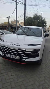 للمراوس بكامري  جيتور داشنك موديل 26 زيرو بعدها بالظمان 10 سنوات ماشه ...