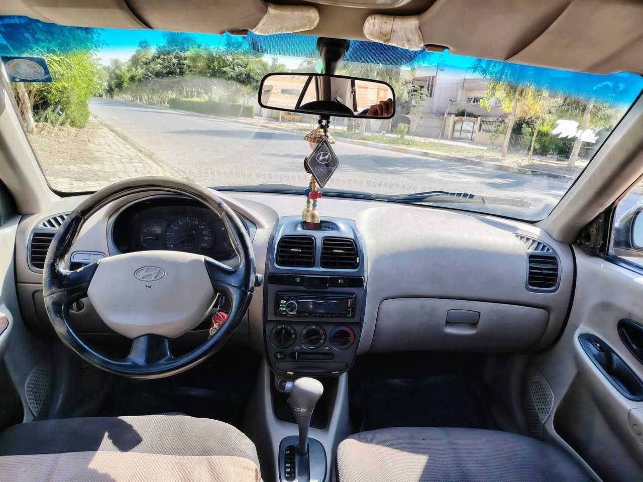 سلام عليكم فيرنه هونداي موديل 2009سياره نضيفه ما بيها ضربه محرك كير شرط رقم نينوئ سنويه لل ٣٠ باسمي سعر 55 وبيها مجال استفسار ***********
