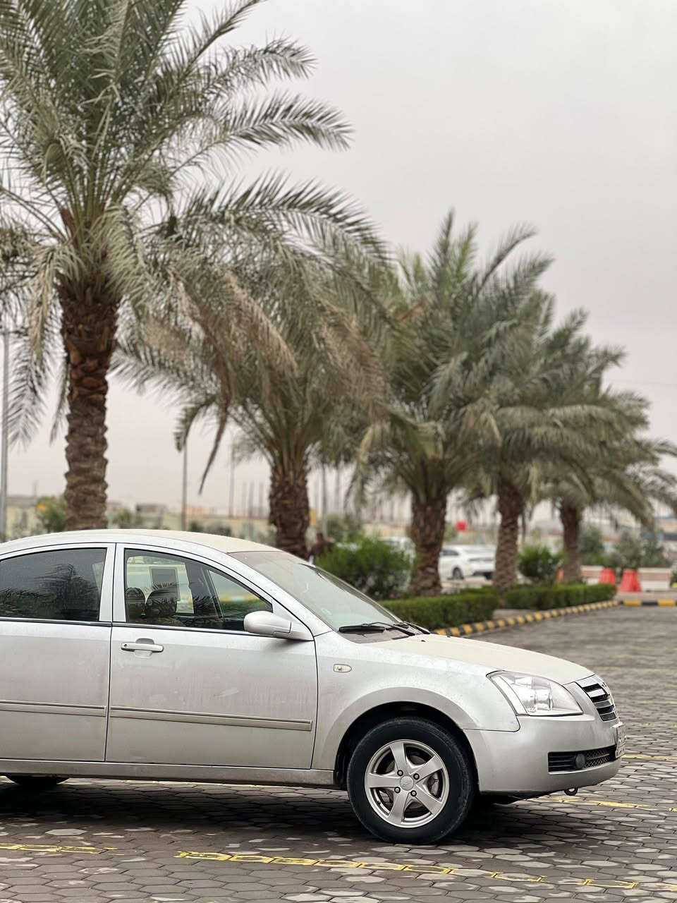 شيري 2010 A5
سيارتي الشخصيه جنايهه سياره جاهزه مكينه جديده كير جديد حداديه جيده 
دوشمه جديده 
صبغ مابيه بس تكحيل بسيط كهربائيات كله شغاله 
سعره49 وبيه مجال مكان نجف
رقم بغداد 
واتساب ***********
