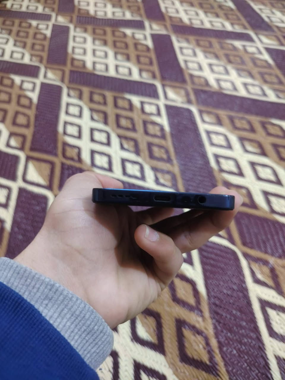 سلام عليكم موبايل للبيع شاشه اصليه ما امبدل شاصي نضيف بس الضهر مكسور فوبجي 60 افريم كامره الاماميه عاطل بس الفلاته مراوسه للبيع السعر 150 الف بي مجال


**إذا كنت صاحب هذا الإعلان وتريد حذفه لأي سبب، رجاءا أرسل رسالة إلى الدعم الفني**