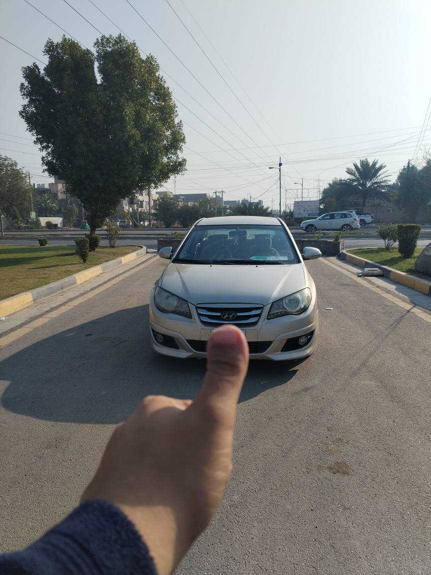 السلام عليكم النترا موديل 2008 وارد امريكي سياره حادثها جاملغ امامي صفحت سايف وبدايت مدكر مالتها وهنا بل العراق جاملغ امامي يمين نطخ  وبدلته اني باقي كلها ليبل واحد  سياره كير ومحركها صدر تخم تاير جديد رقمها بغداد جديد سياره جديده معنه كلمه صبغتها عام اثر جراد فقط رايدها ٩٥  ورقه مكاني في بغداد البياع حي الاعلام اتصال على رقم *********** بغداد, العراق
