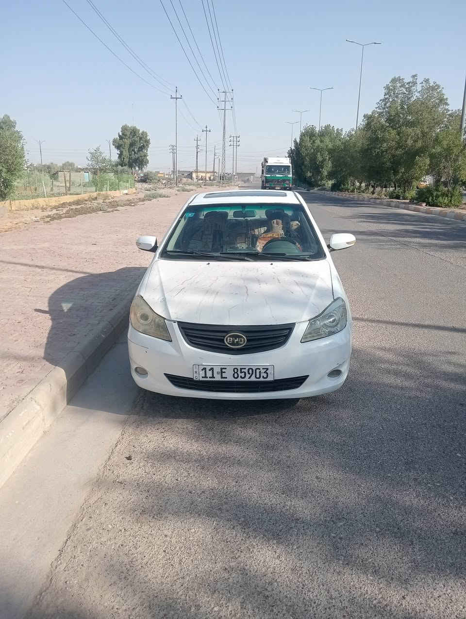 السلام عليكم 
بي واي دي 2013 محور كورلا 
بيها جاملغ مبدل 
عارضها ب50 وبيها مجال 
***********
