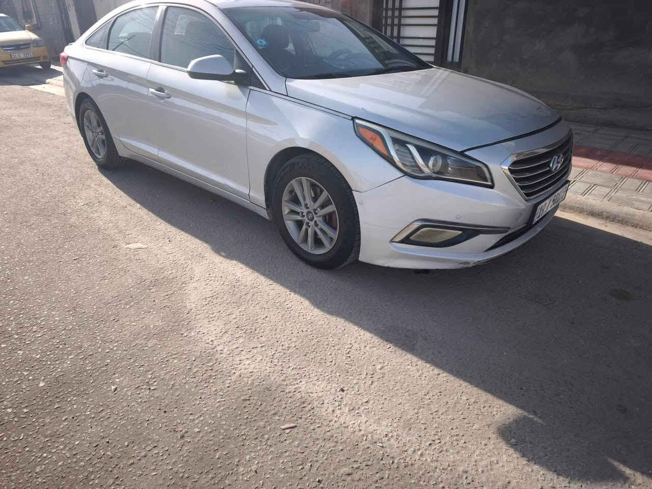 السلام عليكم سياره سوناتا مديل 2015 وارد امريكي حادث في امريكه بنيد وجاملغ تخم تاير جديد حداديه  امامي وخلفي جديد  السعر 107 سياره رقم انكليزي كربلاء امداور ثاني يوم استفسار على الرقم ***********
