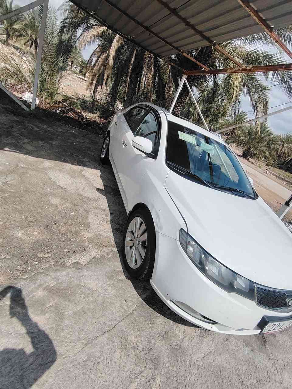 سلام عليكم ورحمة سيراتو للبيع موديل 2013 سيار بيهه قطعتين صبغ بدون قطرت دواخل السيار فول فتحه 5ويل كب اشاير بل مري شاش كامره حساس خلفي تحكم ستيرن تبريل مكفول ابيعك على فحص  كير ست نمرالسعر 103 وبيهه مجال ***********
