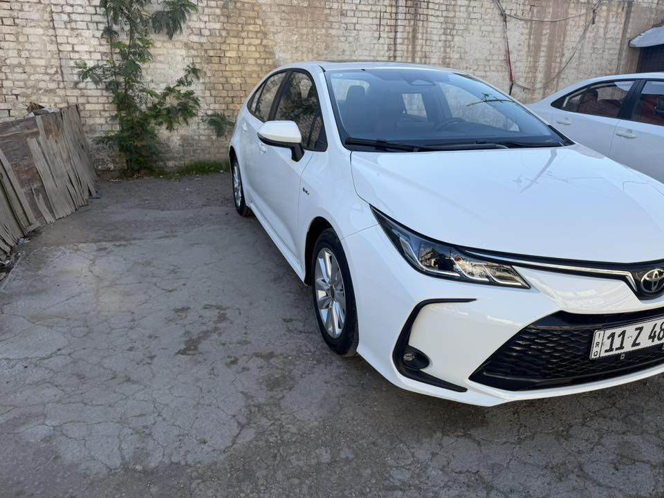 السلام عليكم
كورلا هايبرد موديل2025
ماشيه 3 الاف 
السياره جديده بمعنى الكلمه
ملاحظة: رصعه بل قماره ع كد شبر 
فول مواصفات السعر/ 152$
المكان: الكراده 
الرقم: ***********
