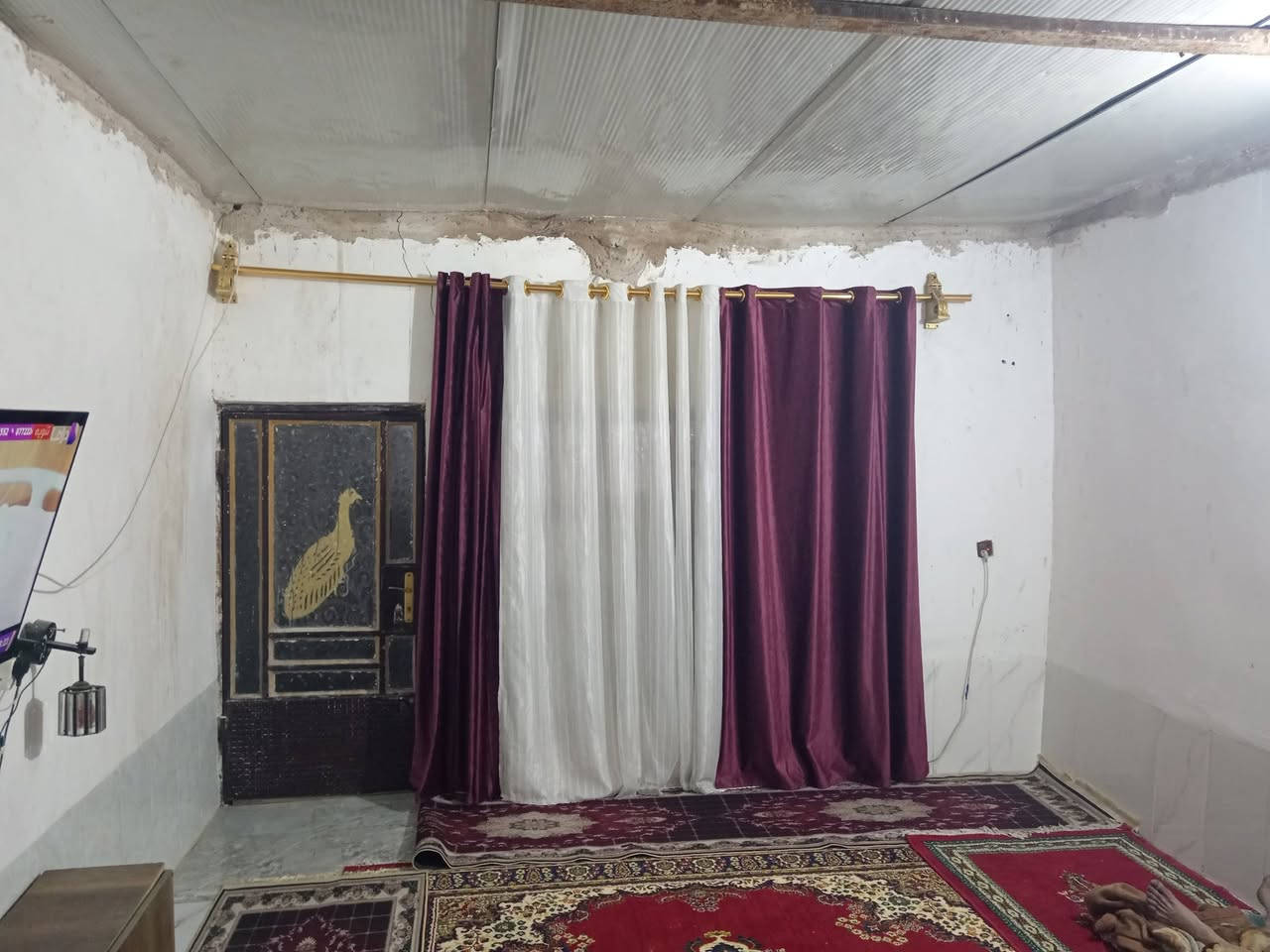 سلام عليكم بيت للبيع قرب سوق الكبير المساحة 200 متر سعر 10 مليون بي مجال هاذه
***********
