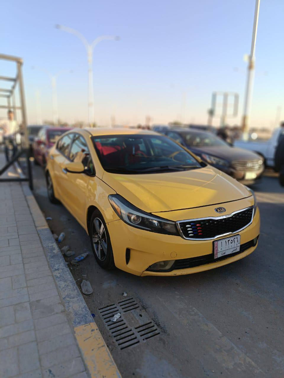 سلام عليكم
للبيع كية فورتي 

موديل 2018تكسي 
نص فول 
سيارة جاهزة رقم مثنئ دولي بسمي مكينة 2000 دوش
ضرر جاملغ الامامي بدون دواخل 
السعر 120وبيهة مجال 
مكان السيارة السماوة 
للستفسار اكثر انتصال ***********
