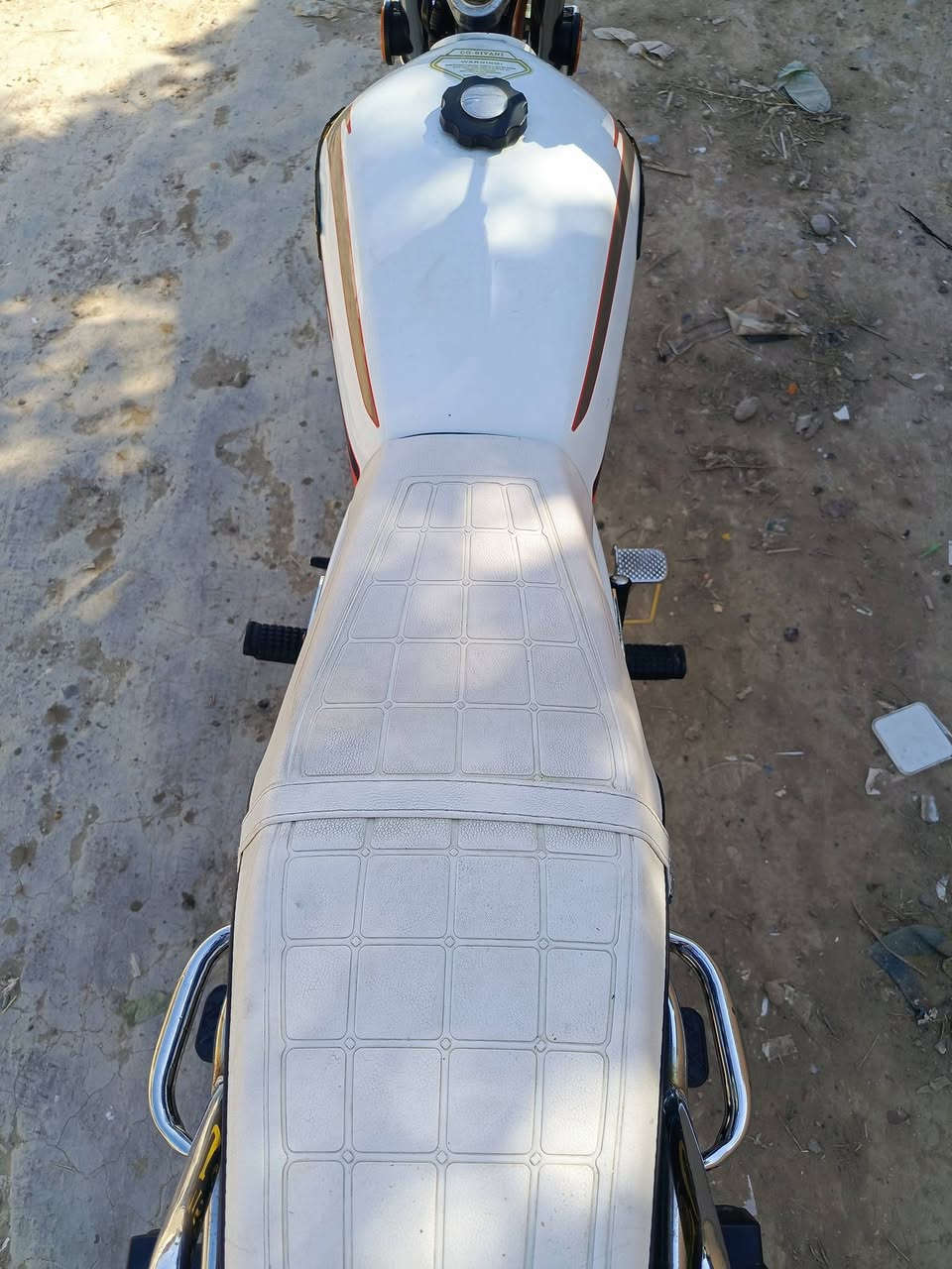 للبيع سيفان رمبه بل كارتون صار شهر نازله موديل 2026 بصمه تشغيل عن بعد اوراق كامله لسعر 750مكاني بغداد ***********
