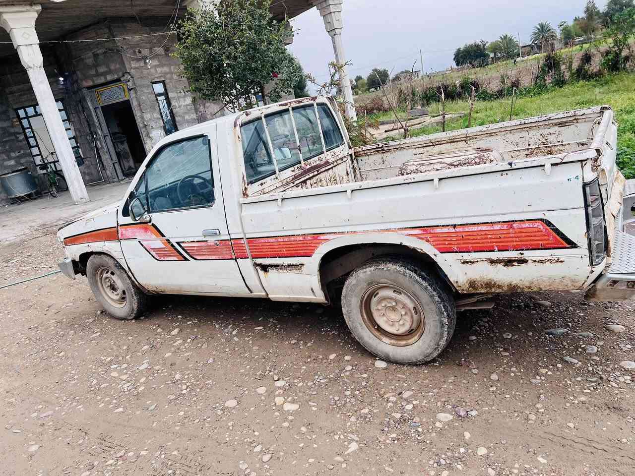 بيكم نيسان 89
رقم صلاح الدين شرط التحويل كير ومحرك شرط جديد بالصندوك سياره شغاله وتمشي بس الگشر يرادله صبغ السعر مناسب جدا مراوس 

*********** عنوان بلد والاسحاقي
