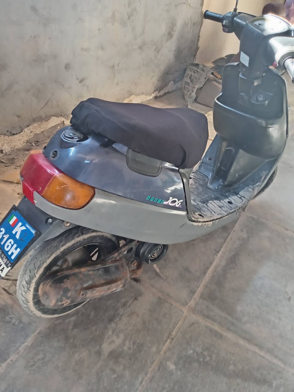 السلام عليكم زعره نضيفه السعره ١٥٠ وبيه مجال *********** ***********
