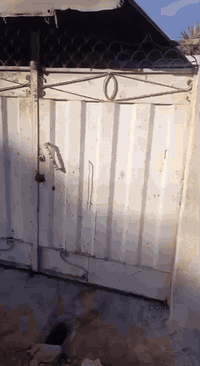 (بيع مستعجل بيت طابو صرف سند 25 على الشارع مباشر)
كربلاء المقدسة شارع بني تميم 

-يبعد عن الأمام 3 كيلو ونصف وعن طريق الزوار 1 كيلو 

-130 متر على الشارع مباشر

يتكون من غرفتين نوم ومطبخ وطارمة 

-كافة الخدمات من ماء وكهرباء 

السعر 77 مليون اني صاحب العقار

للتواصل اتصال او واتساب ***********
