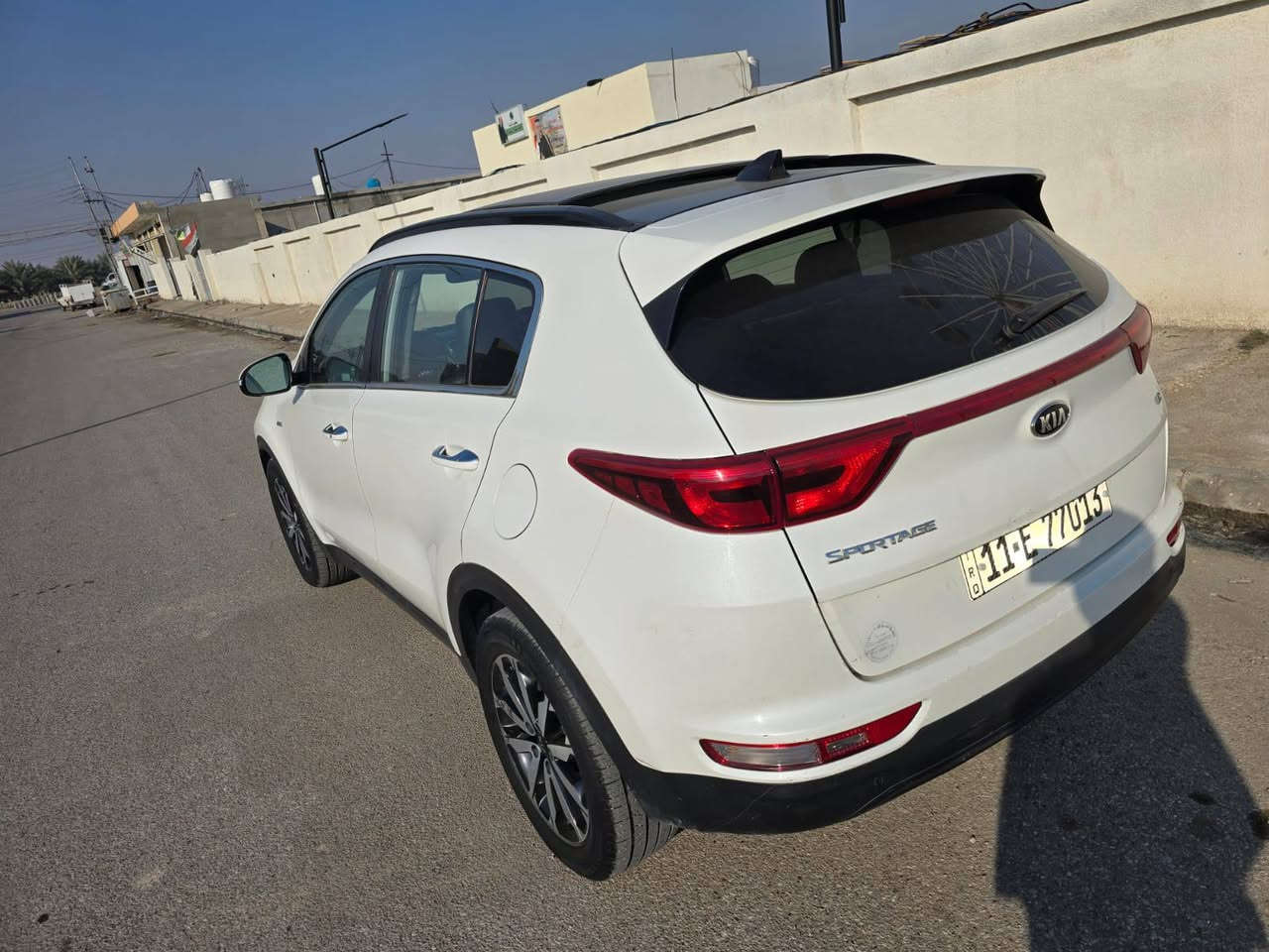 سلام عليكم سبورتج وارد امريكي مديل 2019 ضرر جاملق بدون دواخل بدون ارباك سيارة جديده ماشيه 70
فول مواصفات 
بنراما 
كشنات جلد 
كشن كهرباء
قطعتين تبريد 
اشاير بل مري 
مري شفط 
شاشه جبيره كامرة
فول الفول 
محرك ٢٤٠٠ 
محرك كير تبريد صدر خلفي امامي جديد تخم تاير جاهزه 
السعر 169 بي مجال حك الجيه بيع فقط بدون مراوس 
العنوان ديالى بلدروز رقم الهاتف ‏‪***********‬‏
