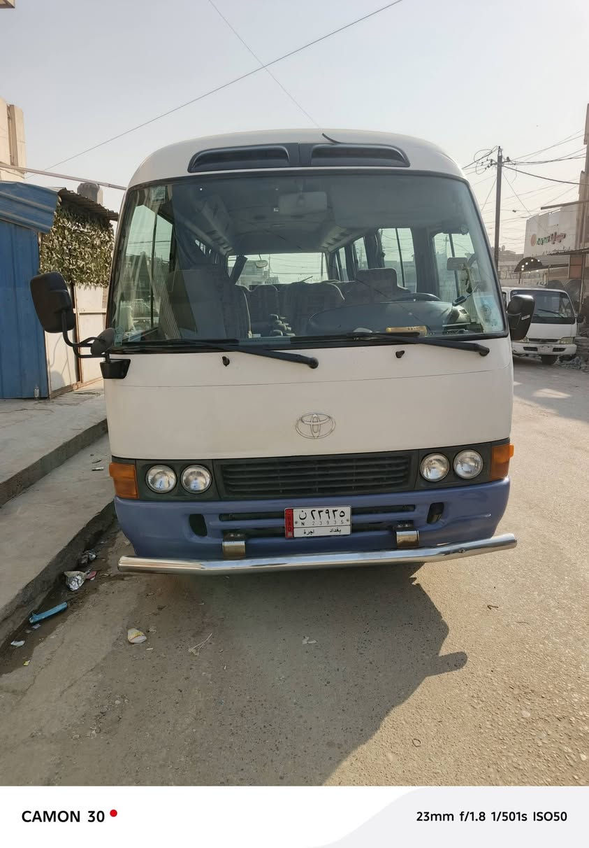 سلام وعليكم سيارة موديل ٢٠٠٧ رقم بغداد سيارة بيهة صبغ بل ازرك وبيهة بل أبيض مكانات السيارة مكينة وكير واكسن خير من الله السعر ٢٢٥ وبيهة مجال قليل الاستفسار أكثر رقم *********** مكان السيارة بغداد الأمين ثانية
