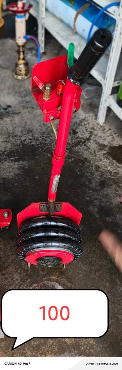 السعار مكتوبه عل صور غير قابله للتفاوض تريد اتصل.
***********
المكان بغداد حي النصر توصيل ما متوفر
