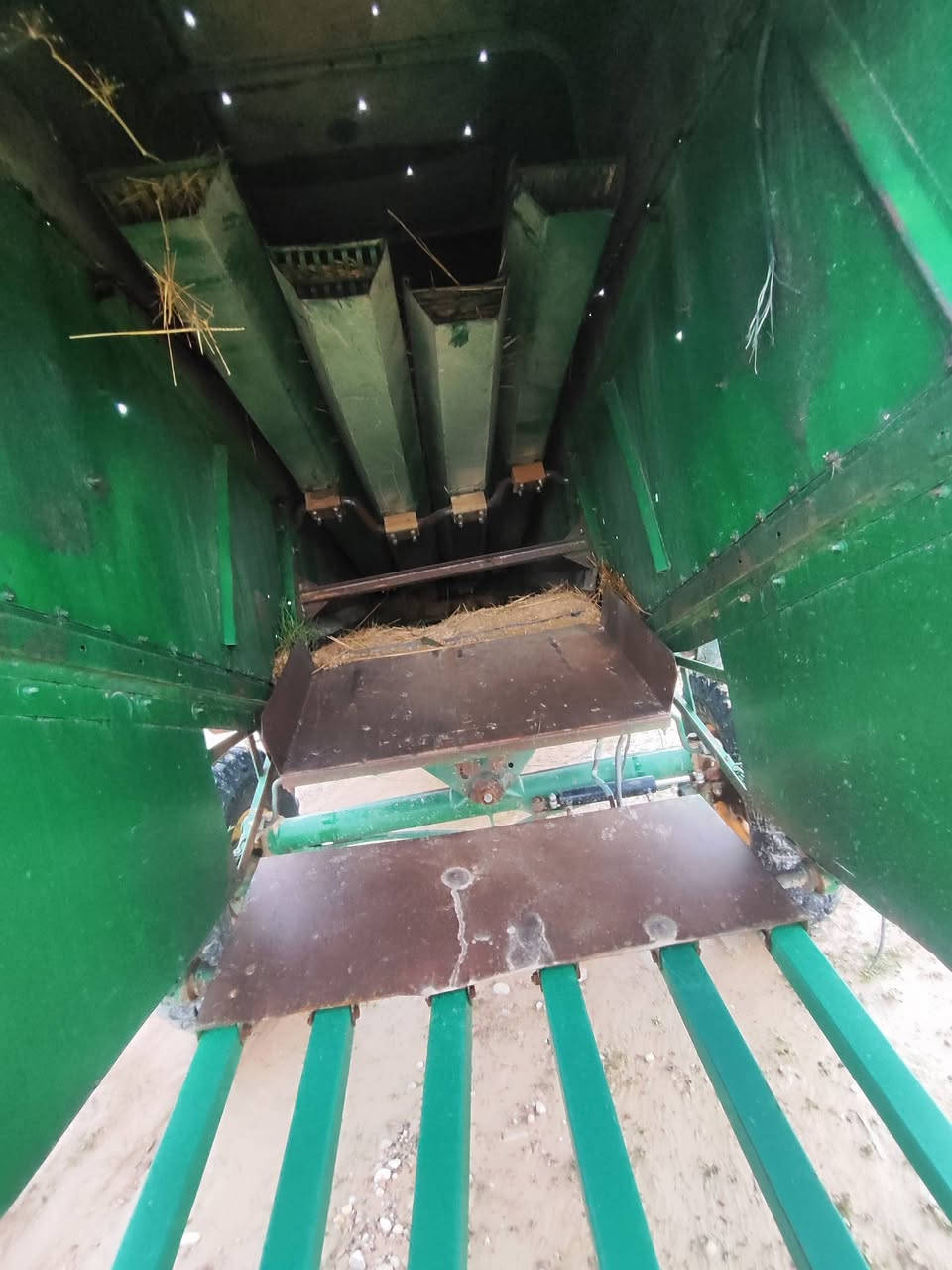 سلام وعلیکم اخوان حاصودە للبیع جندیر مودیل 1986منفیس اصلي غراض مال تبن ویا سعر 17ملیون وبی مجال مکاني قضاٲ کلار ***********
