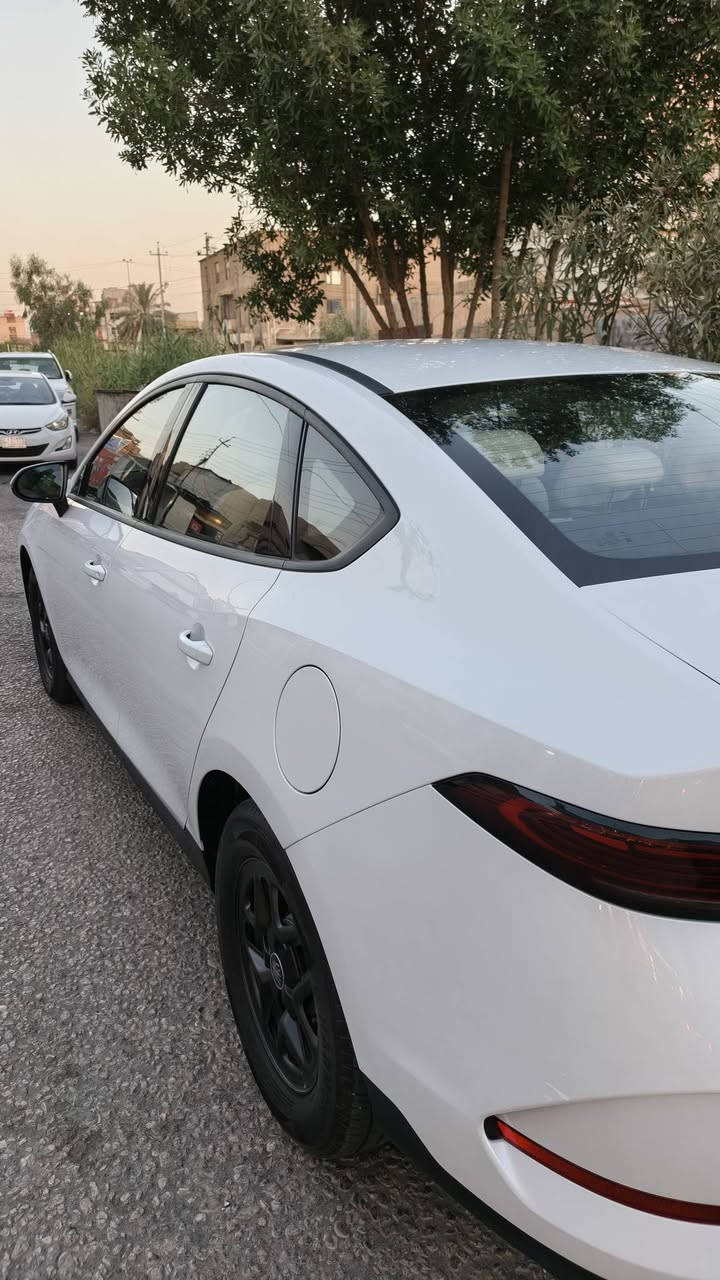 سلام عليكم جميعاً... 
للبيع.. 
كن بلص أبيض (داخل ابيض)مكفولة و نظيفة جداً
ماشية ٧ الف (٢ الف بانزين+٥ الف كهرباء) 
كاملة الملحقات +ملحقات آضافية 
السعر ١٩٣٠٠
مكاني كربلاء 
للاستفسار //
***********
