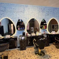 كرسي حلاقة • ميز حلاقة • عدد ٤